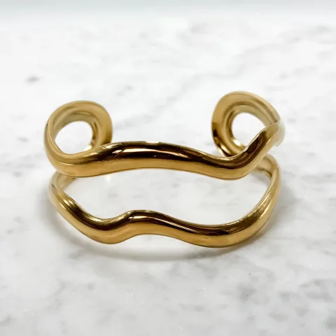 Arm cuff