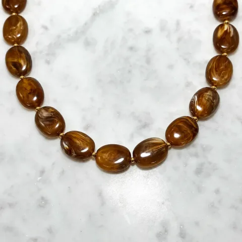 Bruine candy ketting | Stel Zelf Samen
