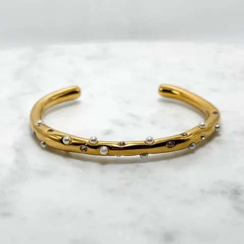 Pearl bangle