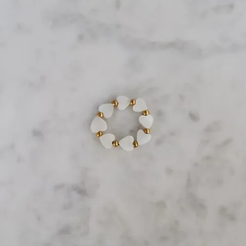 Hartjes ring van elastiek