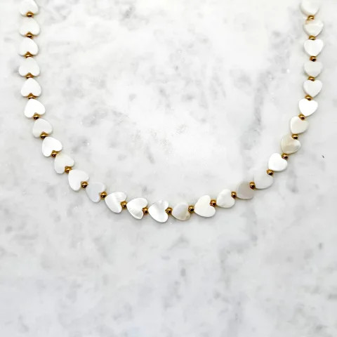Witte hartjes ketting