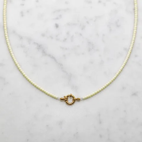 Butter yellow kralen ketting