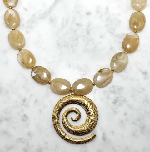 Licht bruine ketting met swirl